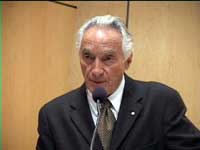 Mel Hurtig