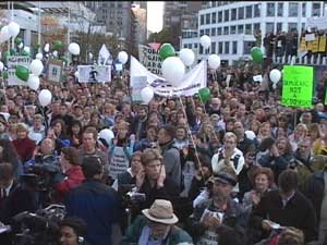Rally to support teachers in Vancouver